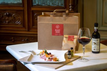 Planetaria Hotels Planet Taste delivery with love