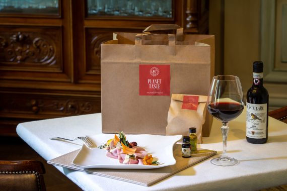 Planetaria Hotels Planet Taste delivery with love