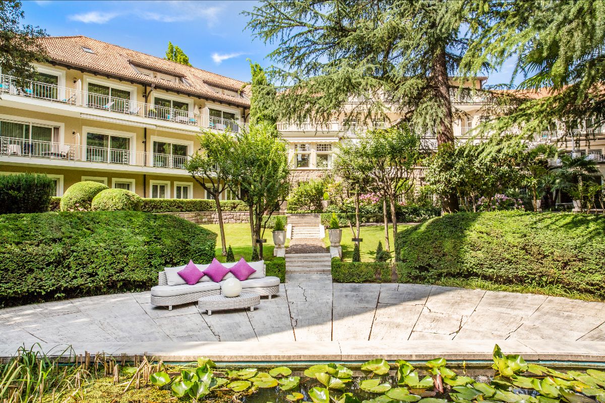 Villa Eden