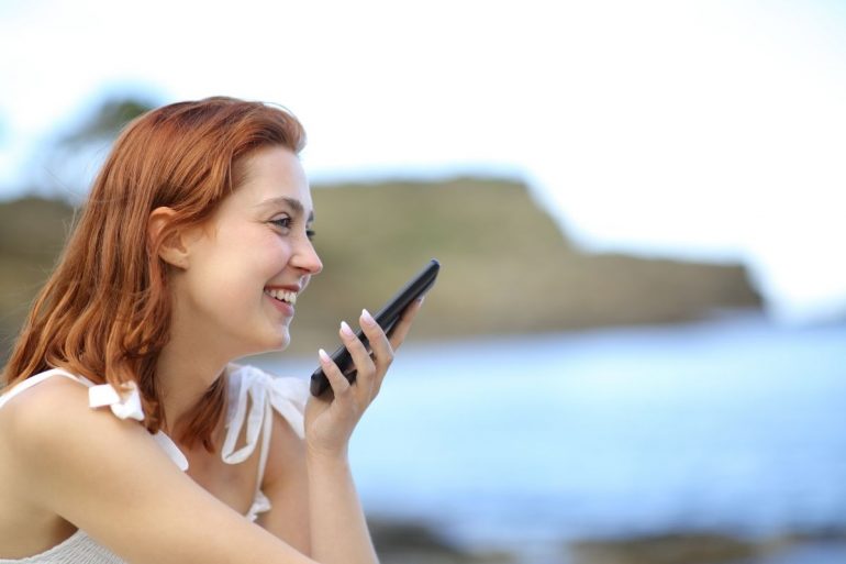 assistente vocale vacanza