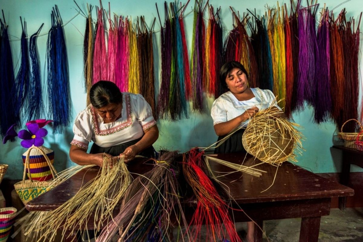 Artesanos Catacaos © Juan Puelles PROMPERÚ