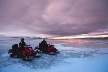 svalbard motoslitta
