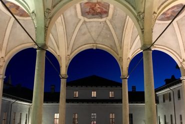 Cesano Maderno - Loggia in notturna