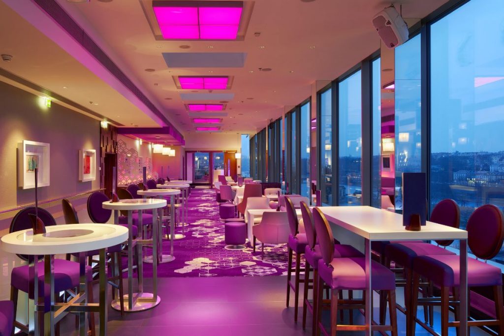 Cloud 9 Sky Bar & Lounge