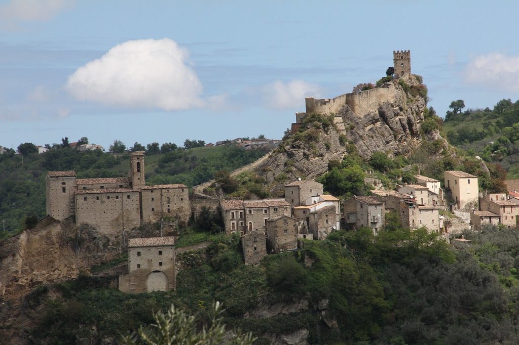 Castello di Roccascalegna, Abruzzo