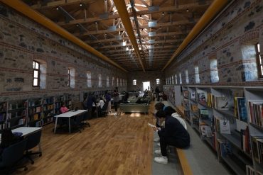 Biblioteca Rami Istanbul