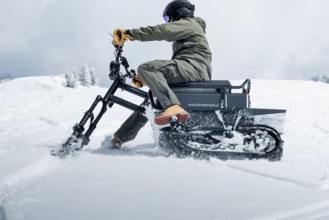 snow e-bikes