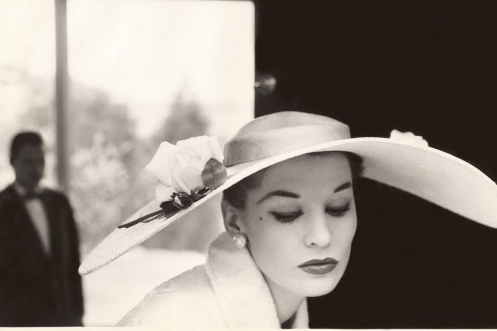 Helmut Newton. Fashion. Melbourne, 1955 credits Helmut Newton Foundation