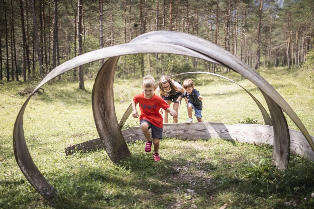Ledro Land Art Garda Trentino