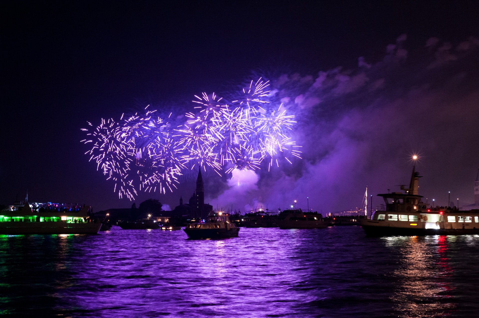 [SAMBOAT] 6. Venezia Redentore_Unsplash