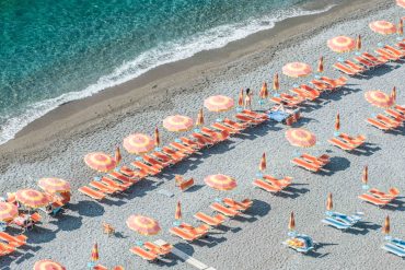 spiaggia positano mare italia