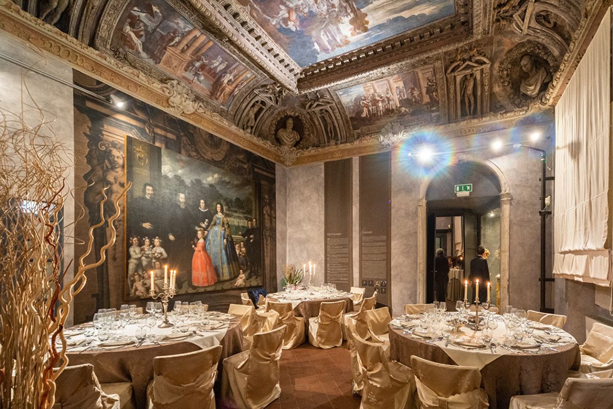Cena di gala nel salone, palazzo Imperiale credits Doc