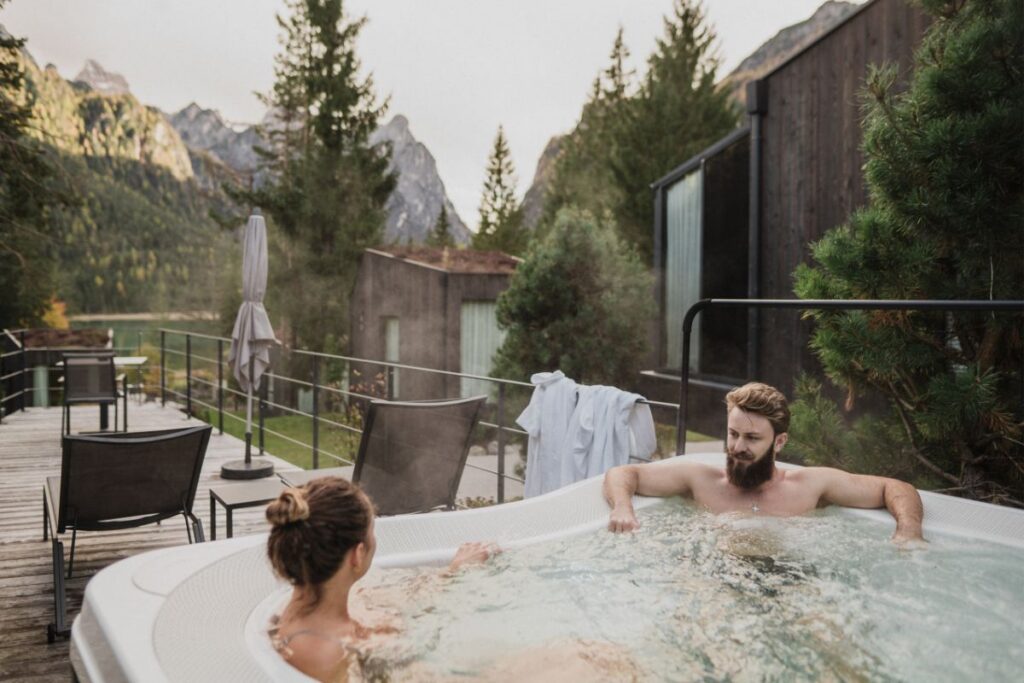 Il cielo in una stanza: a Dobbiaco nei glass chalet per notti green nel bosco
