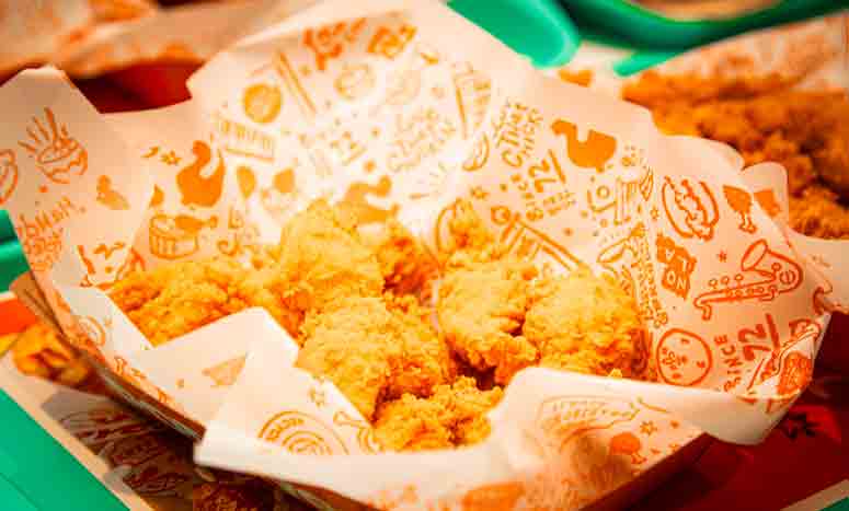 Roma in 12 ore con Popeyes (giusto il tempo di marinare il pollo)